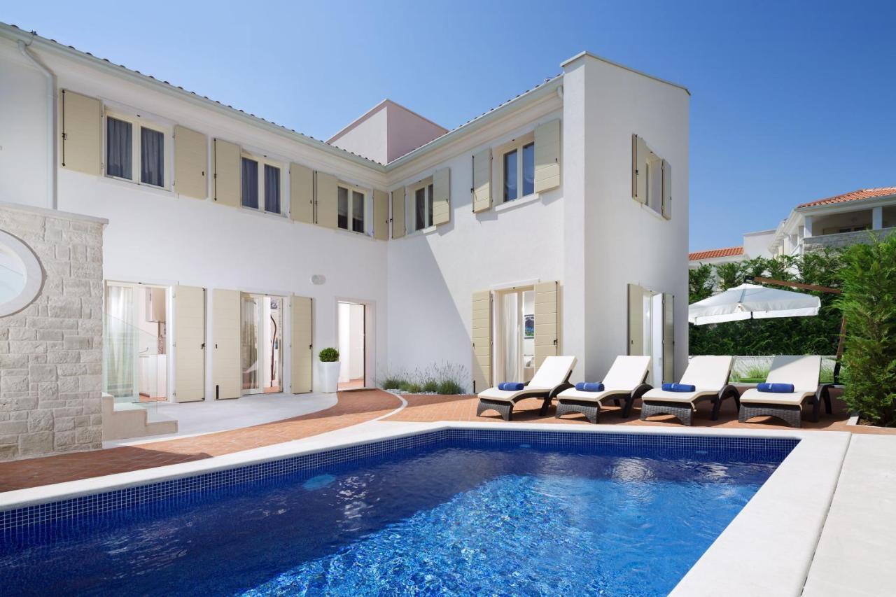 Villa Sylvia By Hmz Villas Tar-Vabriga 외부 사진